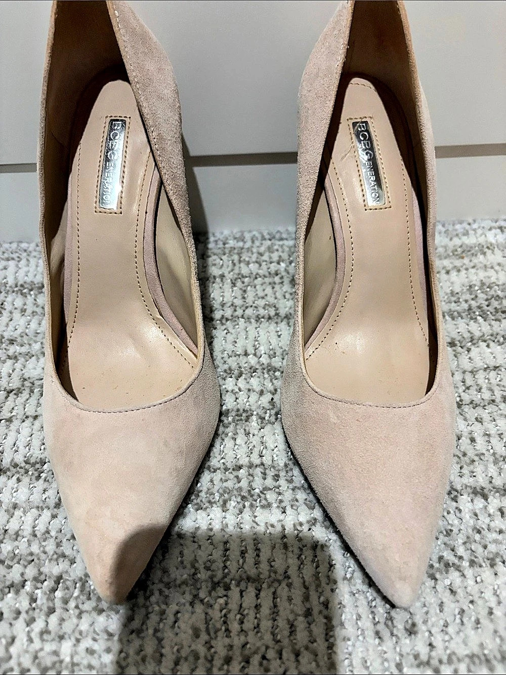 BCBGMAXAZRIA Pointed Toe Heels in Pink